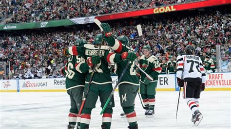 NHL outdoor game: Wild crush Blackhawks at TCF Bank Stadium | CBC Sports