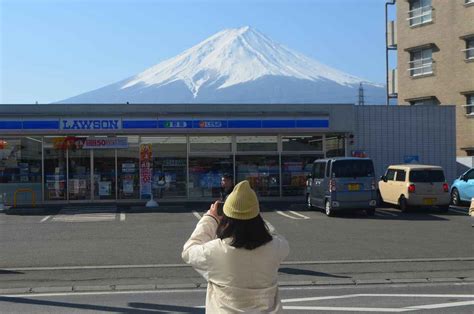 バズる富士北麓の新ビュースポット 押し寄せるインバウンド 大型連休目前、地元は経済効果期待も 産経ニュース