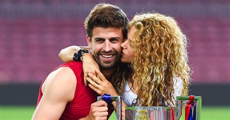 Shakira And Gerard Piqu S Cutest Pictures Popsugar Celebrity Uk Photo