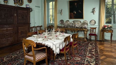 Valençay des objets de la famille Talleyrand présentés lors d une