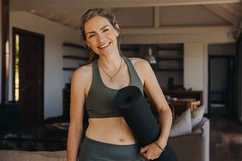10 Stretching Exercises for Seniors for Full-Body Flexibility - BetterMe