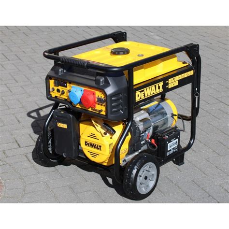 Groupe électrogène Essence 10 6 kVA 230V 400V DeWalt DXGNP853E