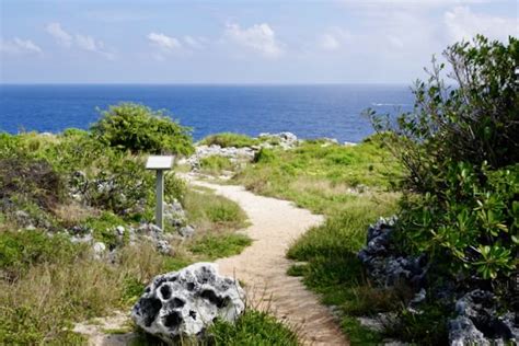 Cayman Brac Topside Activities - Freedom Tour Travel