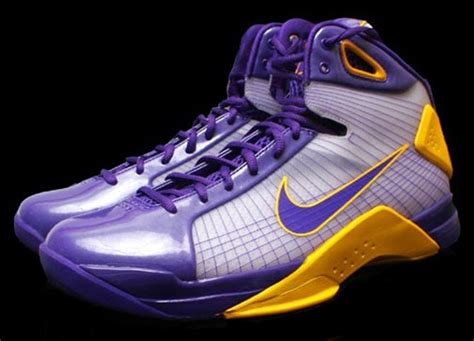 Kobe Bryant Shoes Pictures: Nike Hyperdunk Kobe Bryant PE - Lakers ...