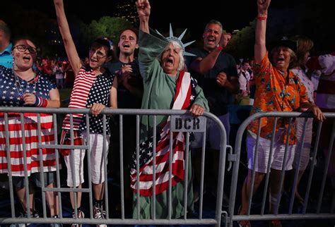 19 photos capturing the spirit of the 2018 Boston Pops Fireworks Spectacular