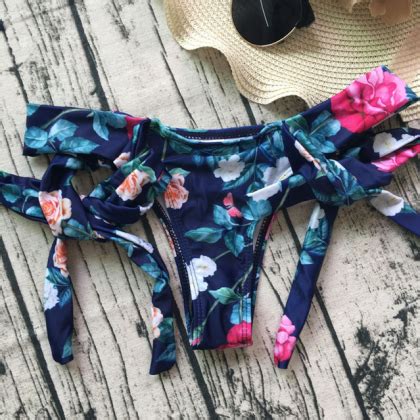 The Bikini Split Print Is Sexy On Luulla