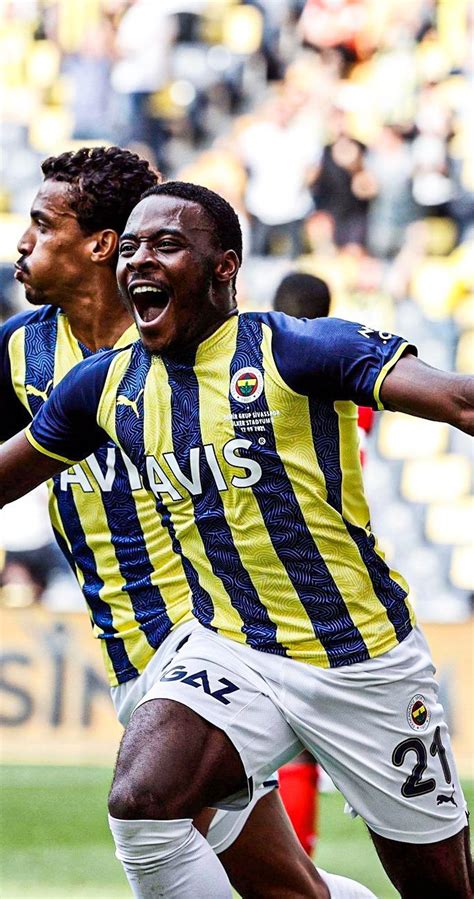 Bright Osayi Samuel Wallpaper Mavi sarı Futbolcular Mavi fener