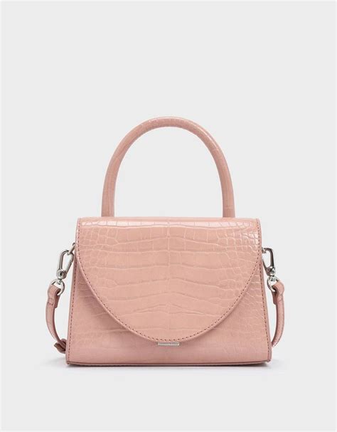 Springs It Handbags Are All Showcasing These Standout Colors Spring