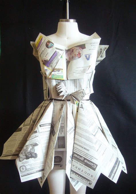 Fashion and Art Trend | Recycled dress, Paper dress, Newspaper dress