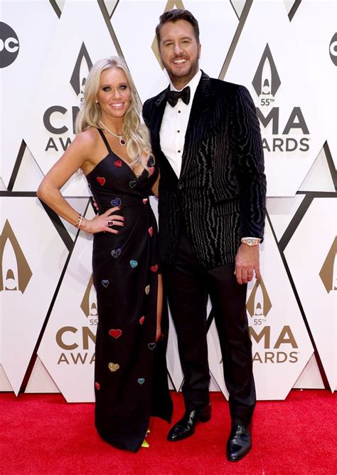 The Best Dressed Stars at the CMA Awards 2021