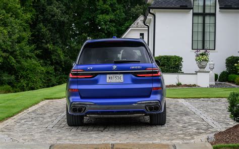 BMW X7 M60i review: BMW’s biggest gets mild-hybrid power and a face for radio