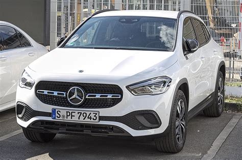 Mercedes GLA Tankvolumen Tabelle mit Tankgröße alle Baureihen