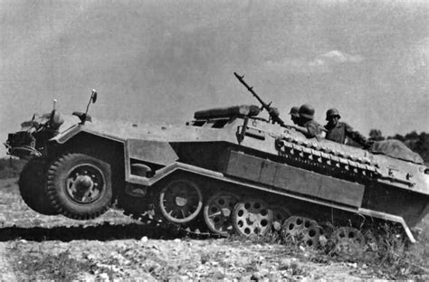 SdKfz 251 Ausf B Halftrack World War Photos