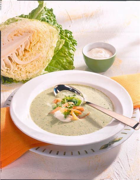 Wirsing Creme Suppe mit Räucherlachs Rezept LECKER