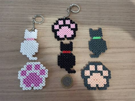 Llavero Estilo Pixel Art Gatos Y Patas De Gato En Hama Bead Etsy España