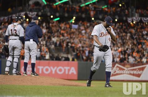 Photo Detroit Tigers Vs San Francisco Giants Game 1 World Series