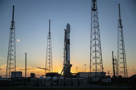 SpaceX se prepara para lanzar otros 53 satélites de Internet Starlink