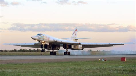 World's Largest Supersonic Bomber: The Incredible Capabilities Of The ...