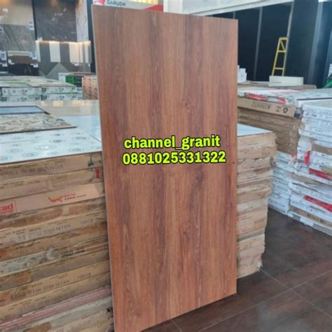 Jual Granit Motif Kayu Type Nuca Dark Brown Brand Garuda Tile