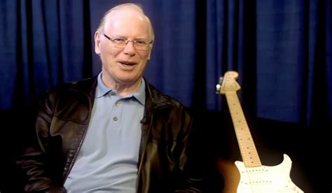 Vic Flick, guitarist behind the James Bond theme, dead at 87