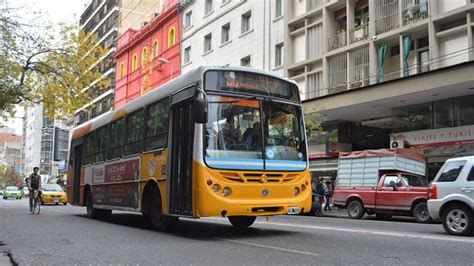 Quiénes adhieren al paro de colectivos y desde qué hora no funcionan