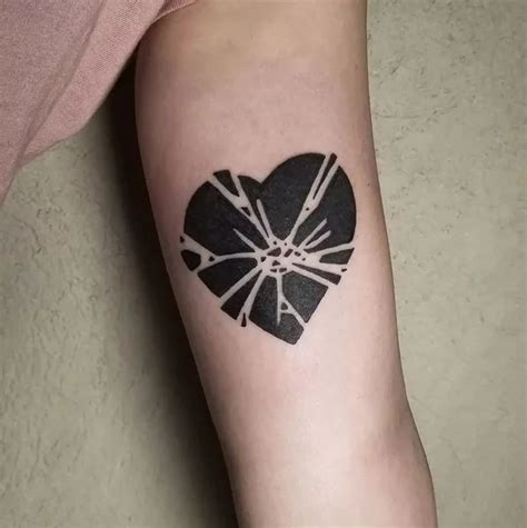 Top Broken Tattoo Designs Monersathe