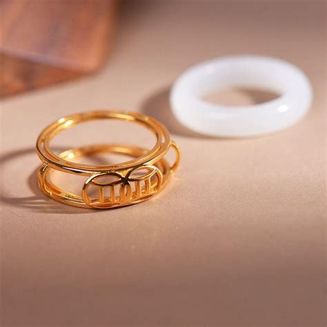 Cheap Copper Couple Niche Design Gold Plated Women Ring Fashion Jewelry