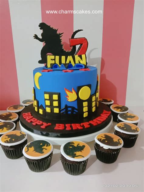 Euan Dinosaurs Cake A Customize Dinosaurs Cake