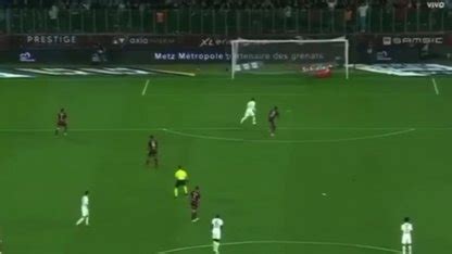 El DT de Metz liquidó a Mbappé tras la derrota ante PSG el motivo