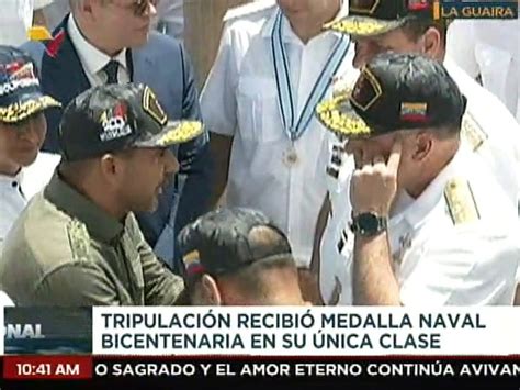 La Guaira Entregan Medalla Naval Bicentenaria en su Única Clase a