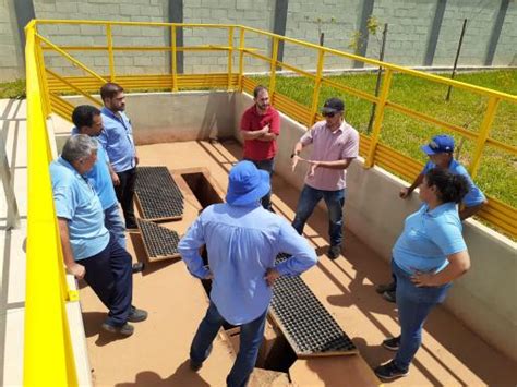 Saev Ambiental Saev Ambiental faz treinamento na estação compacta de