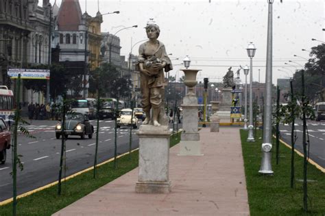 Inauguran Remozada Infraestructura Urbana En El Paseo Col N Del Cercado