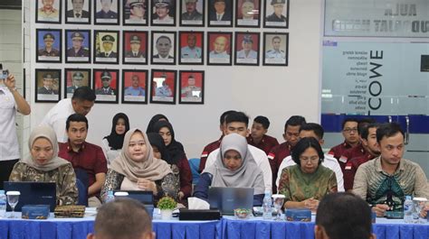 Kanim Batam Diskusi Publik Tentang Keimigrasian Bersama Setjen Dpr Ri