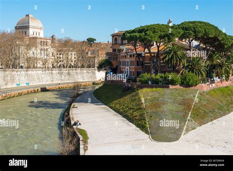 In The Middle Of Rome S Tiber River Is The Small Island Isola Tiberina