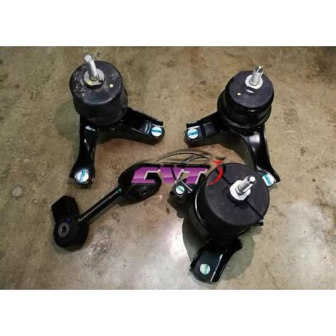 TOYOTA ESTIMA 3 0L MCR30 2WD Engine Mounting THAILAND SET Shopee