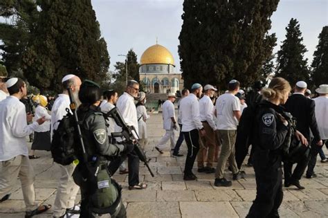 Sindo Hi Lite Lebih Dari Pemukim Israel Serbu Kompleks Masjid