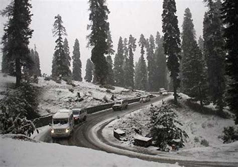 Leh Freezes At Minus 17 India News India TV