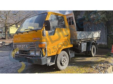 Camion Benne Toyota Dyna D Occasion Camions Bennes D Occasion