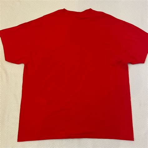 Gildan Shirts Red Sriracha Hot Chili Sauce Rooster Tshirt New Without Tags B Poshmark