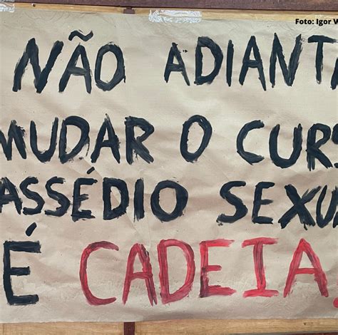 Alunas Da Medicina Da Ufop Protestam Contra Ass Dio E Pedem Exonera O De Professor