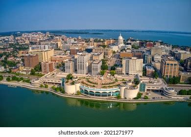 Aerial View Downtown Skyline Madison Wisconsin Stock Photo 2021271971 ...