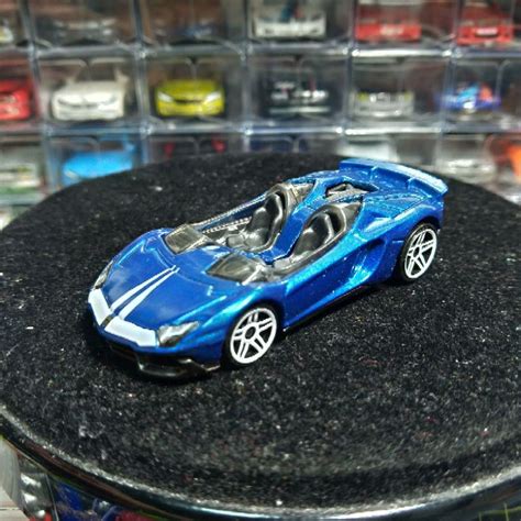 Hot wheels 風火輪 LAMBORGHINI AVENTADOR J 蝦皮購物