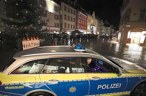 Protest Gegen Corona Ma Nahmen Spazierg Nger Pfeifen Im Schwarzwald