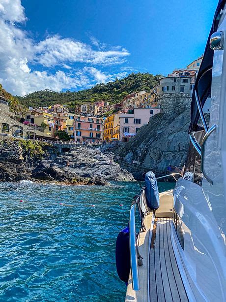 Cinque Terre Boat Tour Manarola Hellocinqueterre