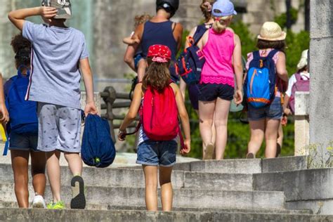 P Nurie Danimateurs Les Colonies De Vacances Et Centres De Loisirs