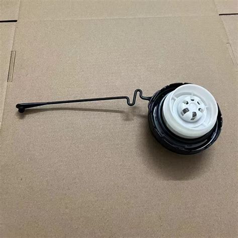 Toyota Avanza Innova Hilux Vios Altis Camry Yaris Petrol Tank Cap