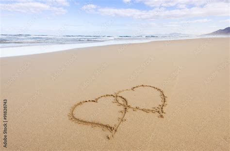 Zwei Herzen Im Sand Starnd Von Cofete Fuerteventura Stock Photo