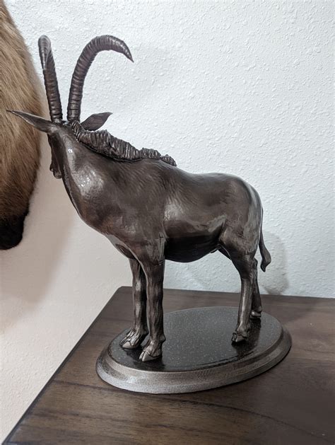 STL file antelope Black Sable 💪 ・3D printing template to download・Cults