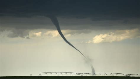 INNALILLAHI Angin Tornado Di Rancaekek Bandung Mirip Di Amerika