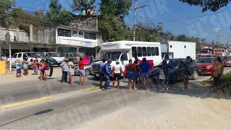 Bloquean Vecinos De La Colonia Batalla Cardenista En El Retorno De Paso